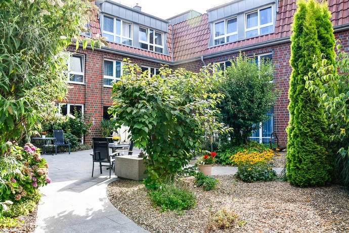 Außenbereich einer Einrichtung der K&S Gruppe